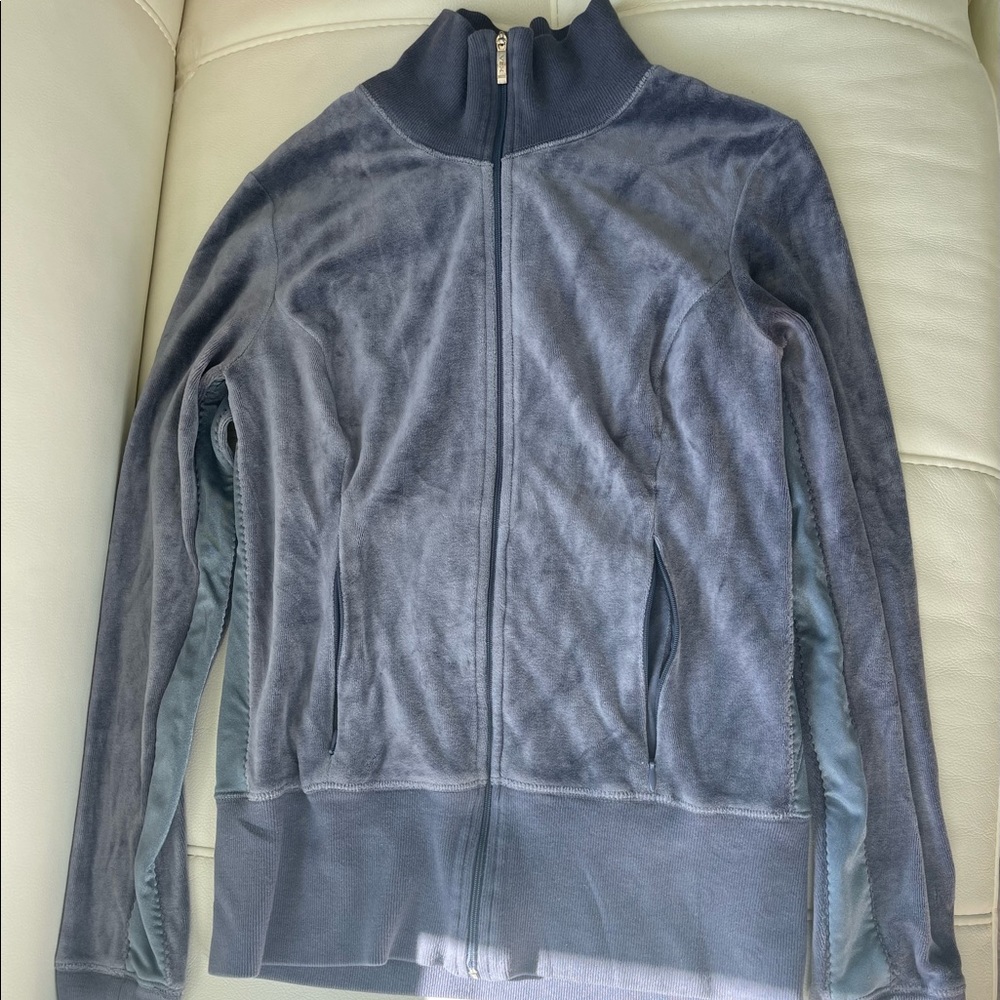 2 VSX Sweaters